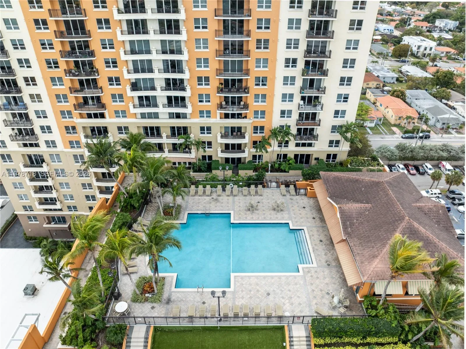 3232 SW 22nd Ter # 708, Miami, FL 33145 photo 2