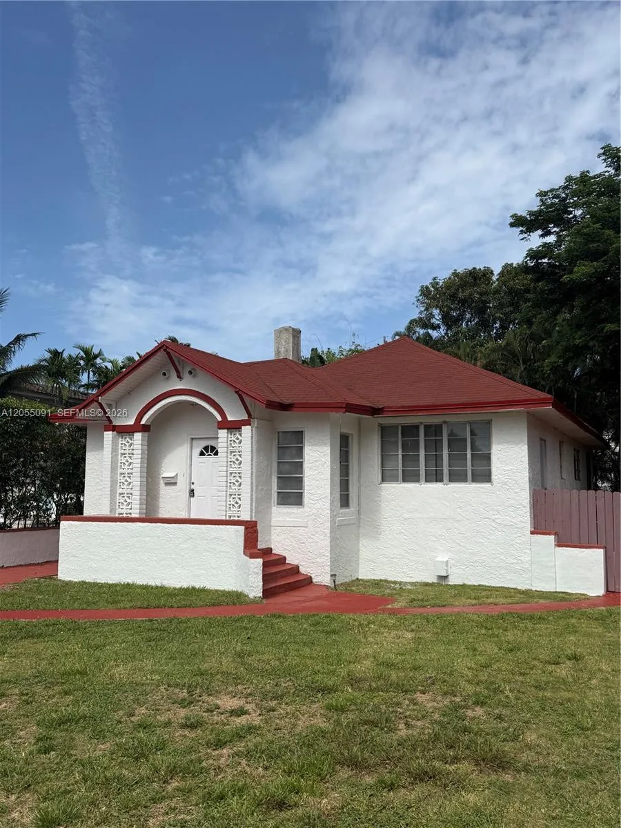 3747 Sheridan Ave, Miami Beach, FL 33140 photo 2