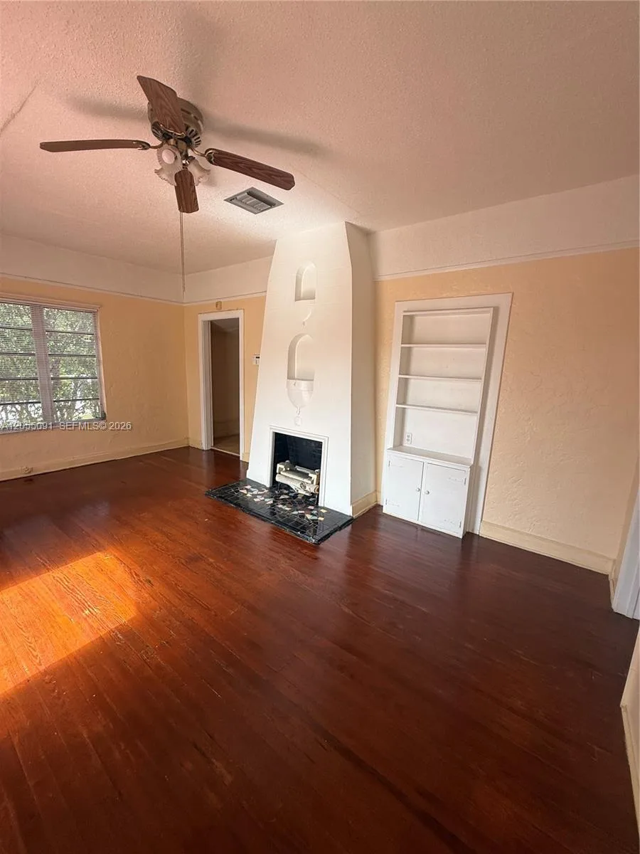3747 Sheridan Ave, Miami Beach, FL 33140 photo 3