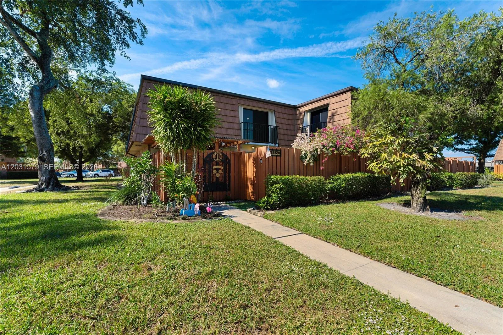 9118c 20th ct, Davie, FL 33324