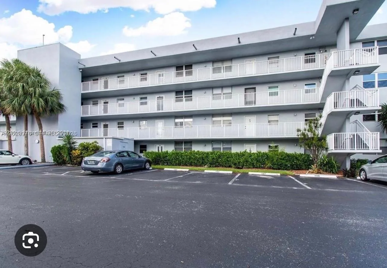 107 Royal Park Dr # 4F, Oakland Park, FL 33309