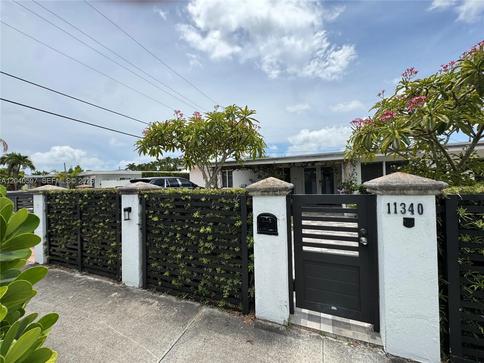 11340 SW 41st Ter, Miami, FL 33165