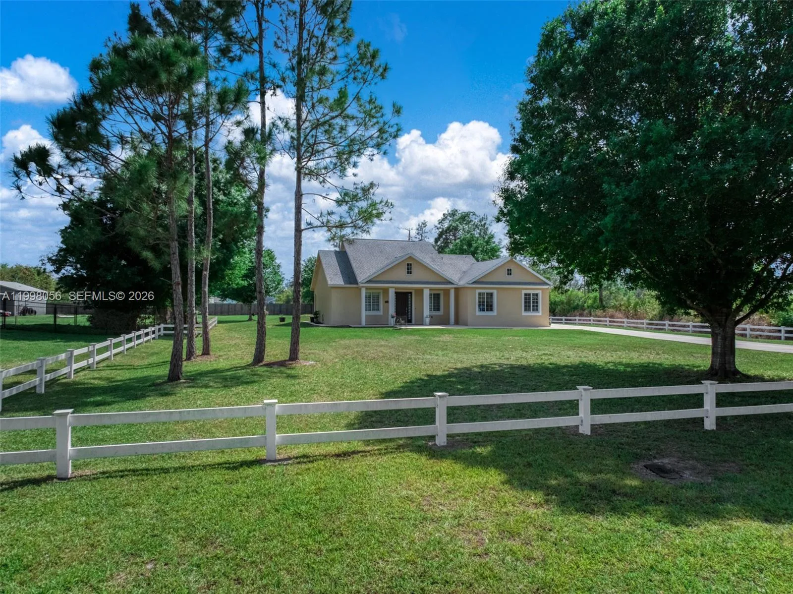 2009 Flower, Sebring, FL 33875 photo 3