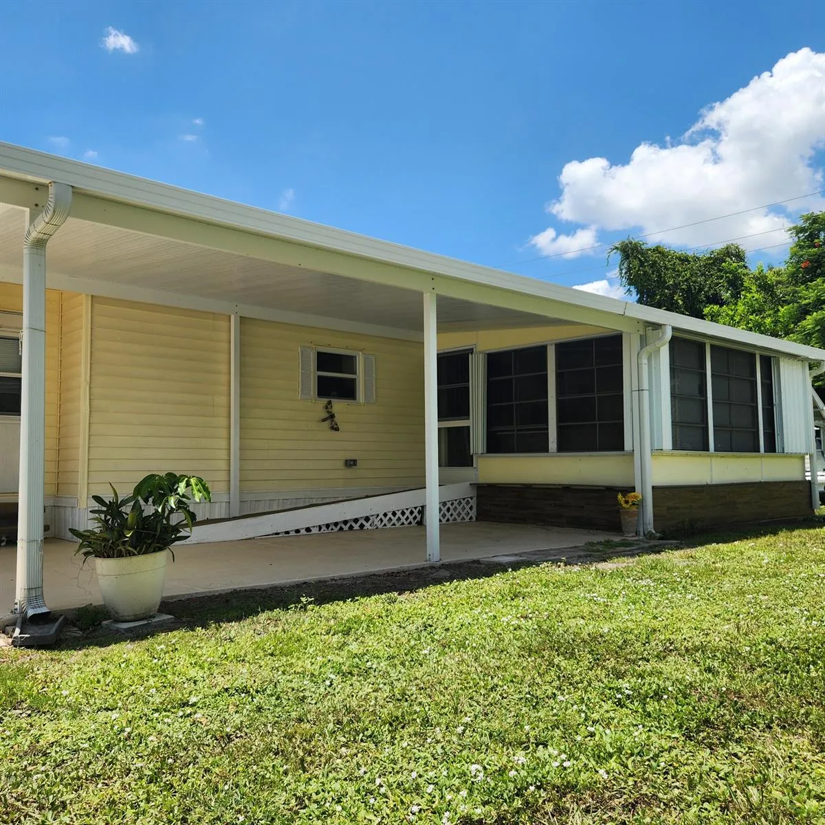 218 W Caribbean, Port St. Lucie, FL 34952 photo 4