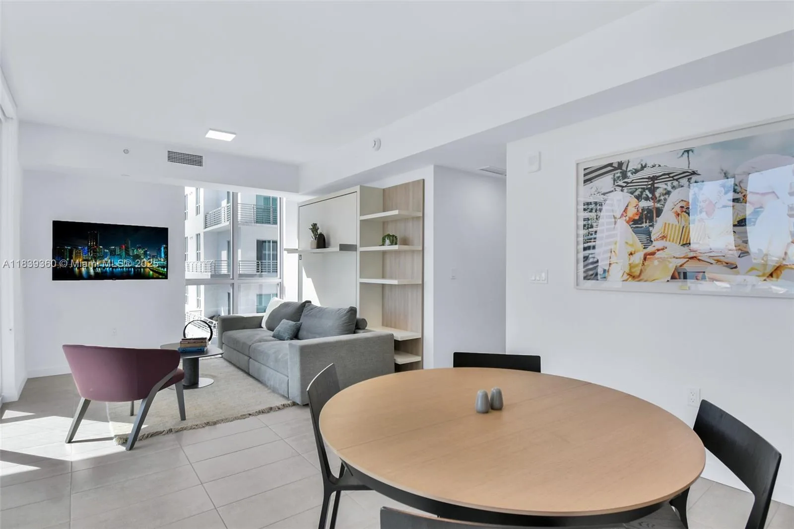 227 NE 2nd St # 2000, Miami, FL 33132 photo 9