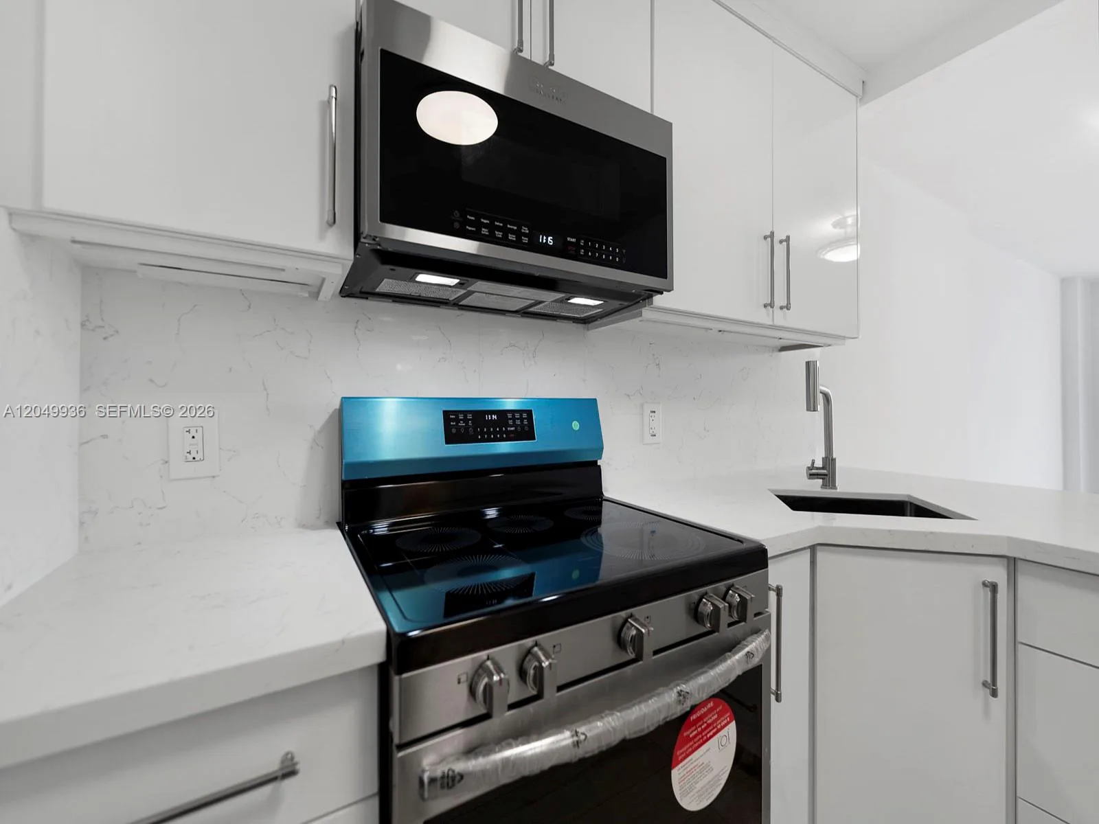 401 Ocean Dr # 403, Miami Beach, FL 33139 photo 4
