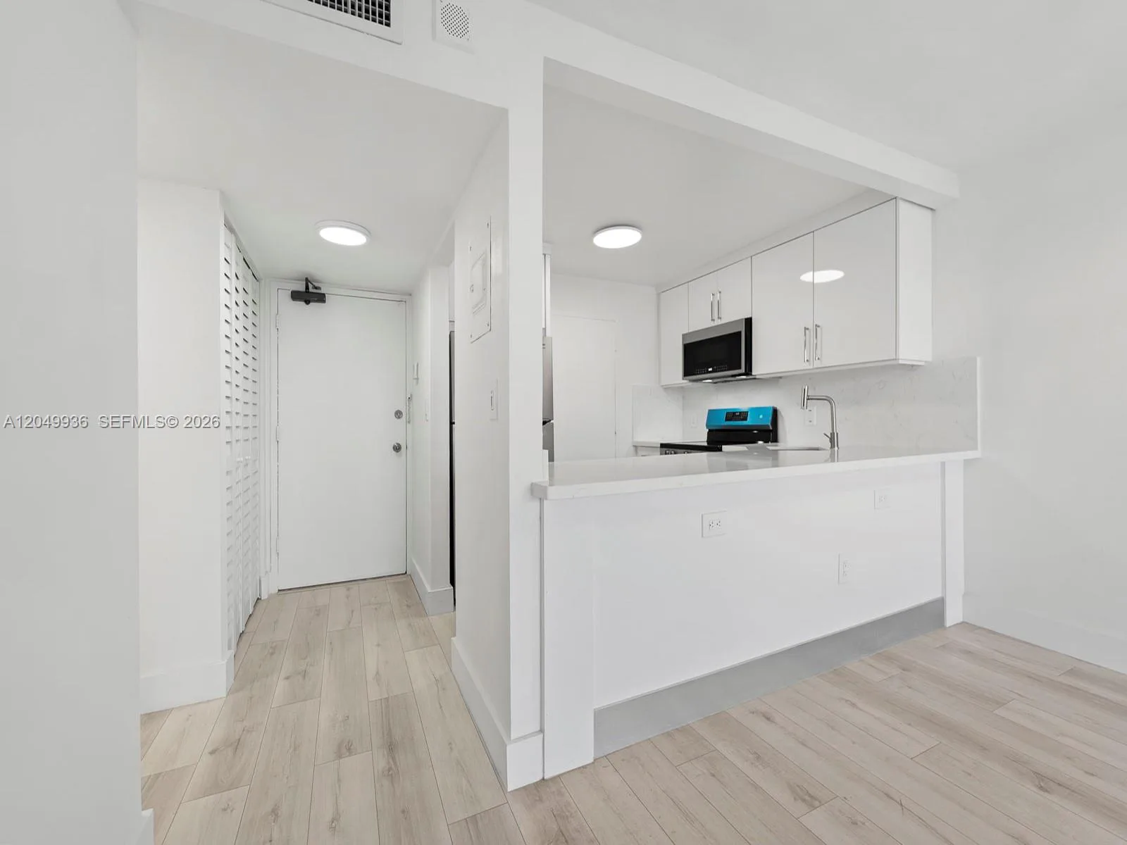 401 Ocean Dr # 403, Miami Beach, FL 33139 photo 7