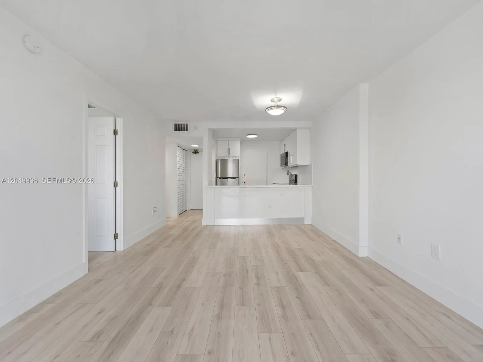 401 Ocean Dr # 403, Miami Beach, FL 33139 photo 8