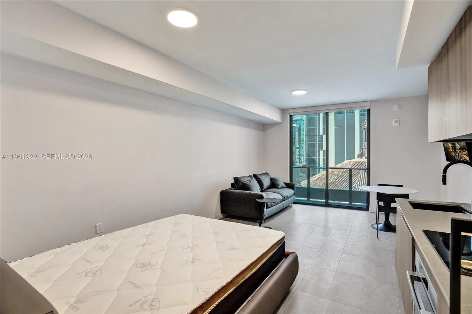 121 NE 5th Street # 807, Miami, FL 33132 photo 10