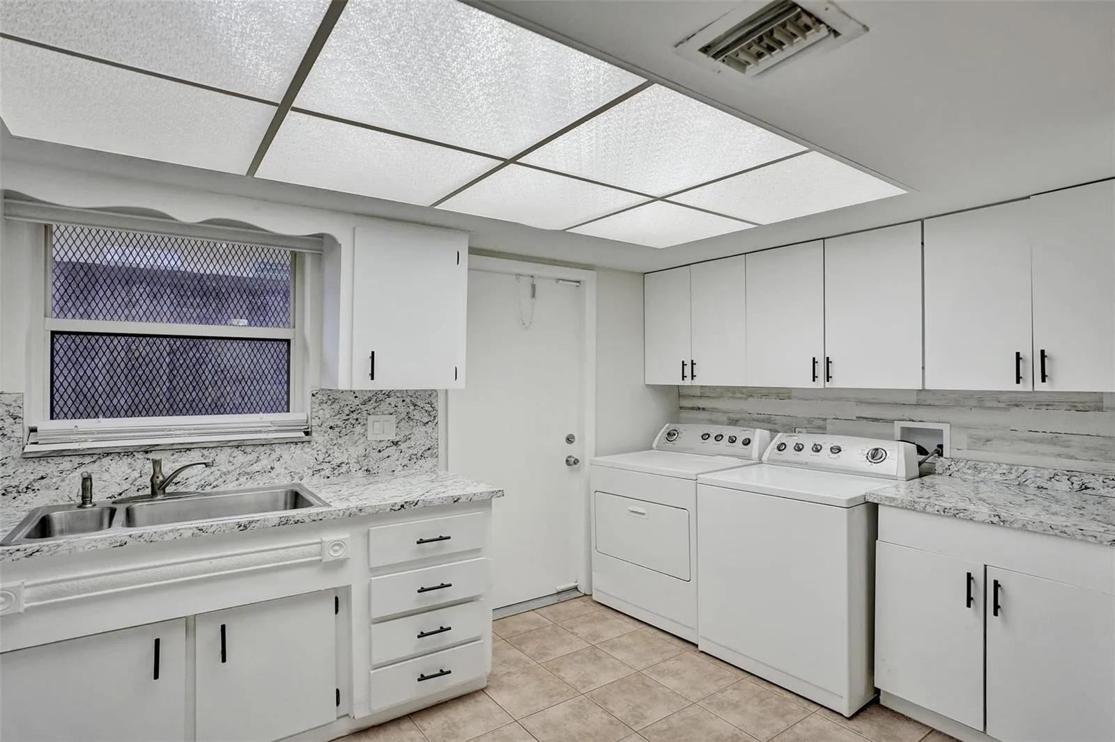 4240 NW 21st Avenue # 2, Oakland Park, FL 33309 photo 5