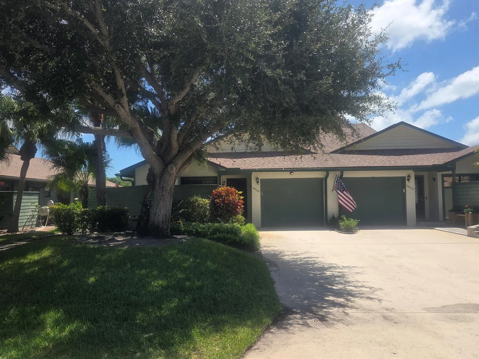 6856 SE Bunker Hill Drive, Hobe Sound, FL 33455