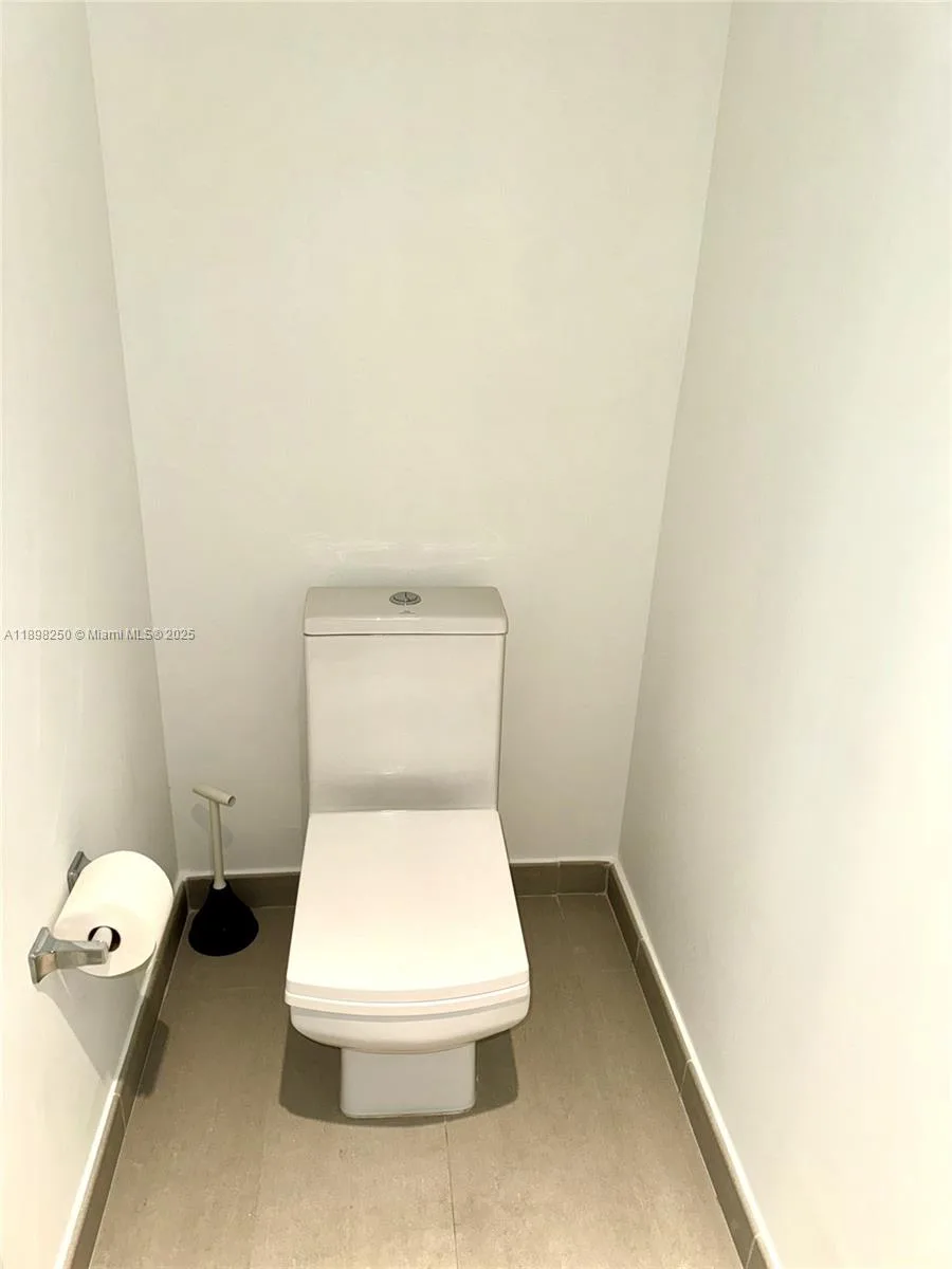 1080 Brickell Ave # 1506, Miami, FL 33131 photo 5