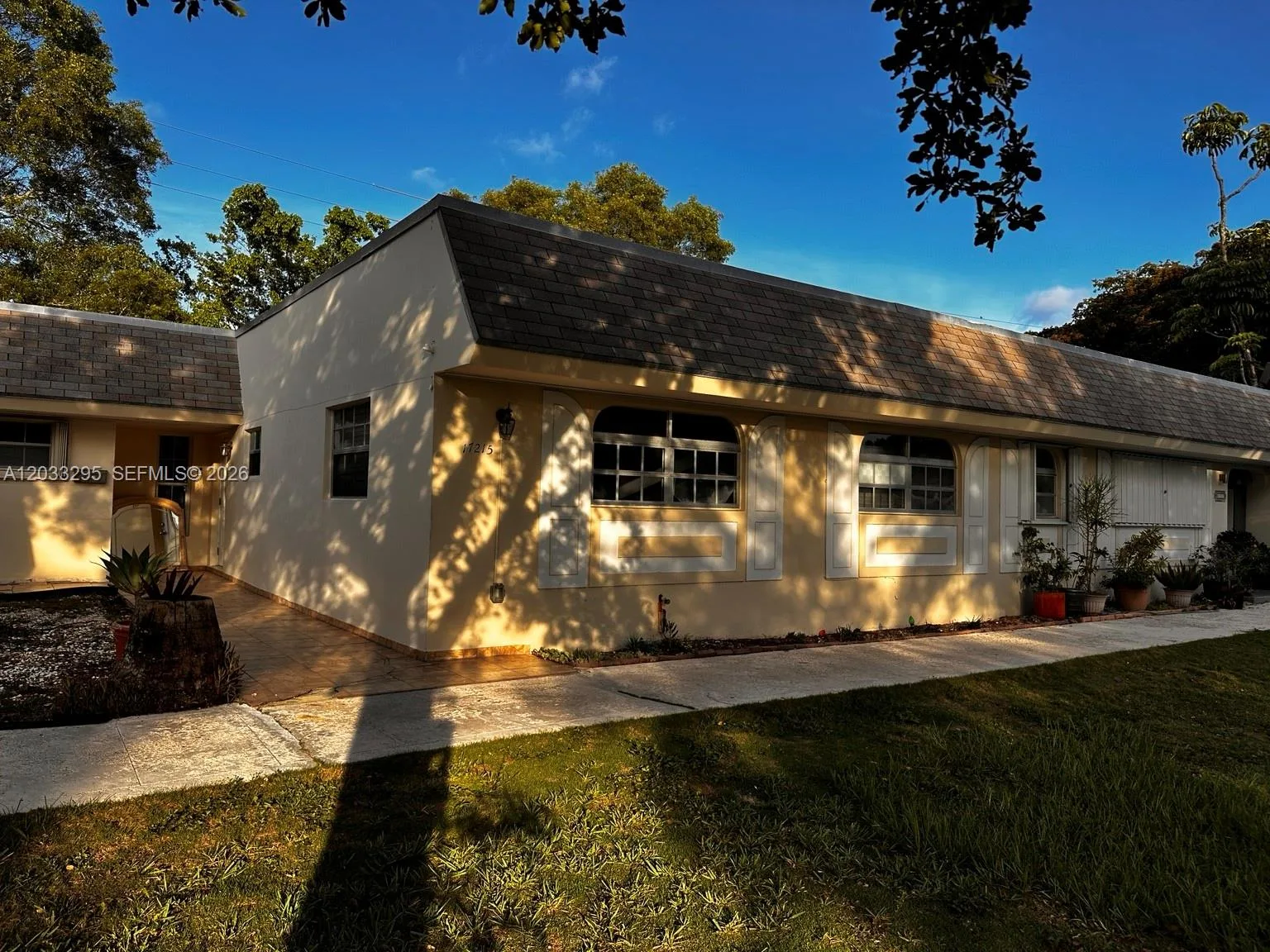 17215 SW 112 CT # II2543, Miami, FL 33157