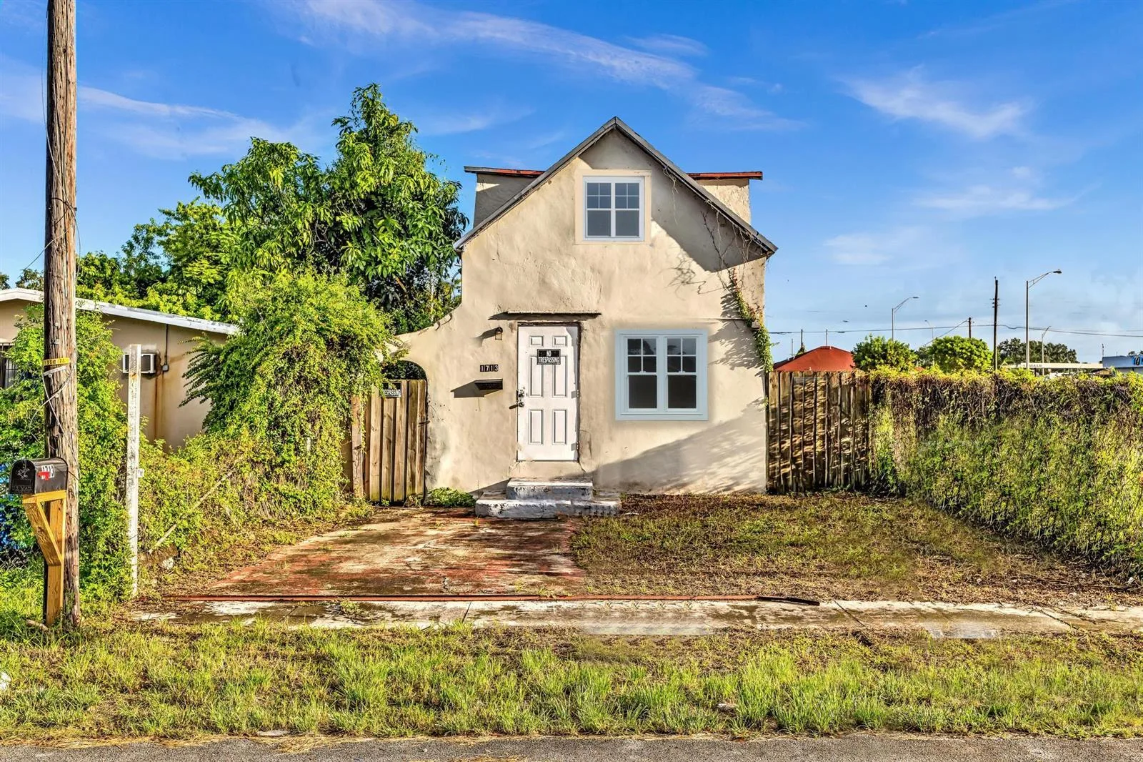 1713 NW 76th Terrace, Miami, FL 33147