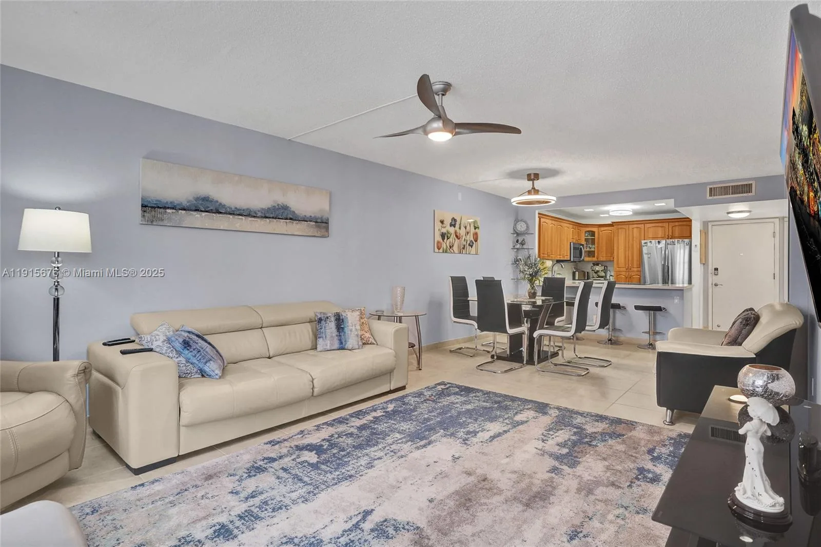 1849 S Ocean Dr # 1203, Hallandale Beach, FL 33009 photo 3