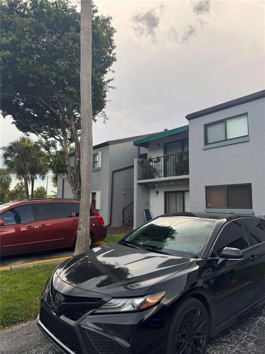 7401 SW 152nd Ave # 105-1, Miami, FL 33193 photo 2