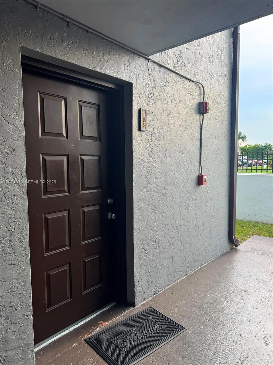 7401 SW 152nd Ave # 105-1, Miami, FL 33193 photo 3