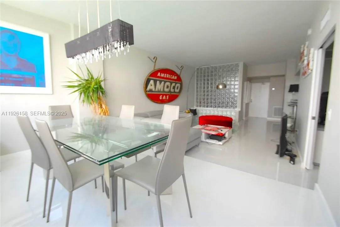 800 West Ave # PH27, Miami Beach, FL 33139 photo 2