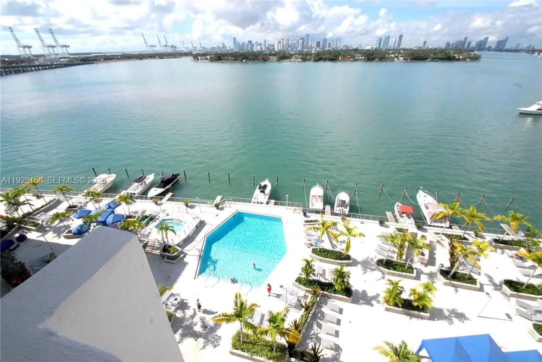 800 West Ave # PH27, Miami Beach, FL 33139 photo 3
