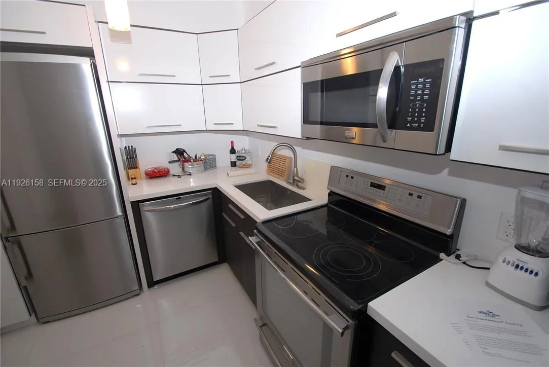 800 West Ave # PH27, Miami Beach, FL 33139 photo 7