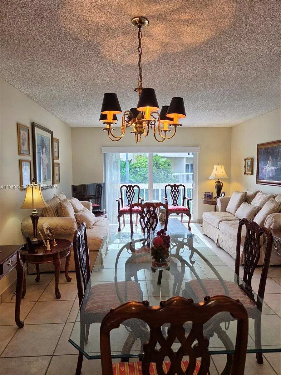 7707 Camino Real # 209, Miami, FL 33143