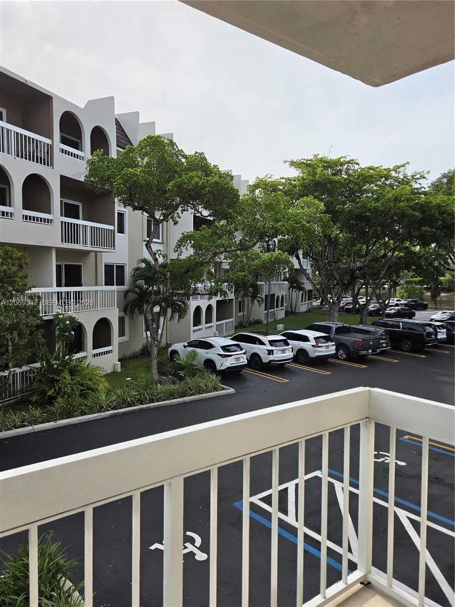 7707 Camino Real # 209, Miami, FL 33143 photo 5