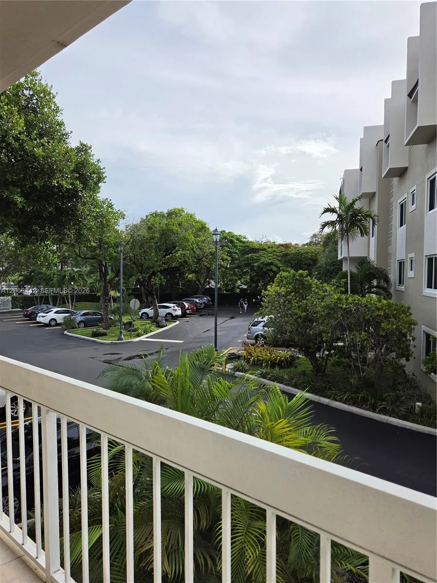 7707 Camino Real # 209, Miami, FL 33143 photo 6