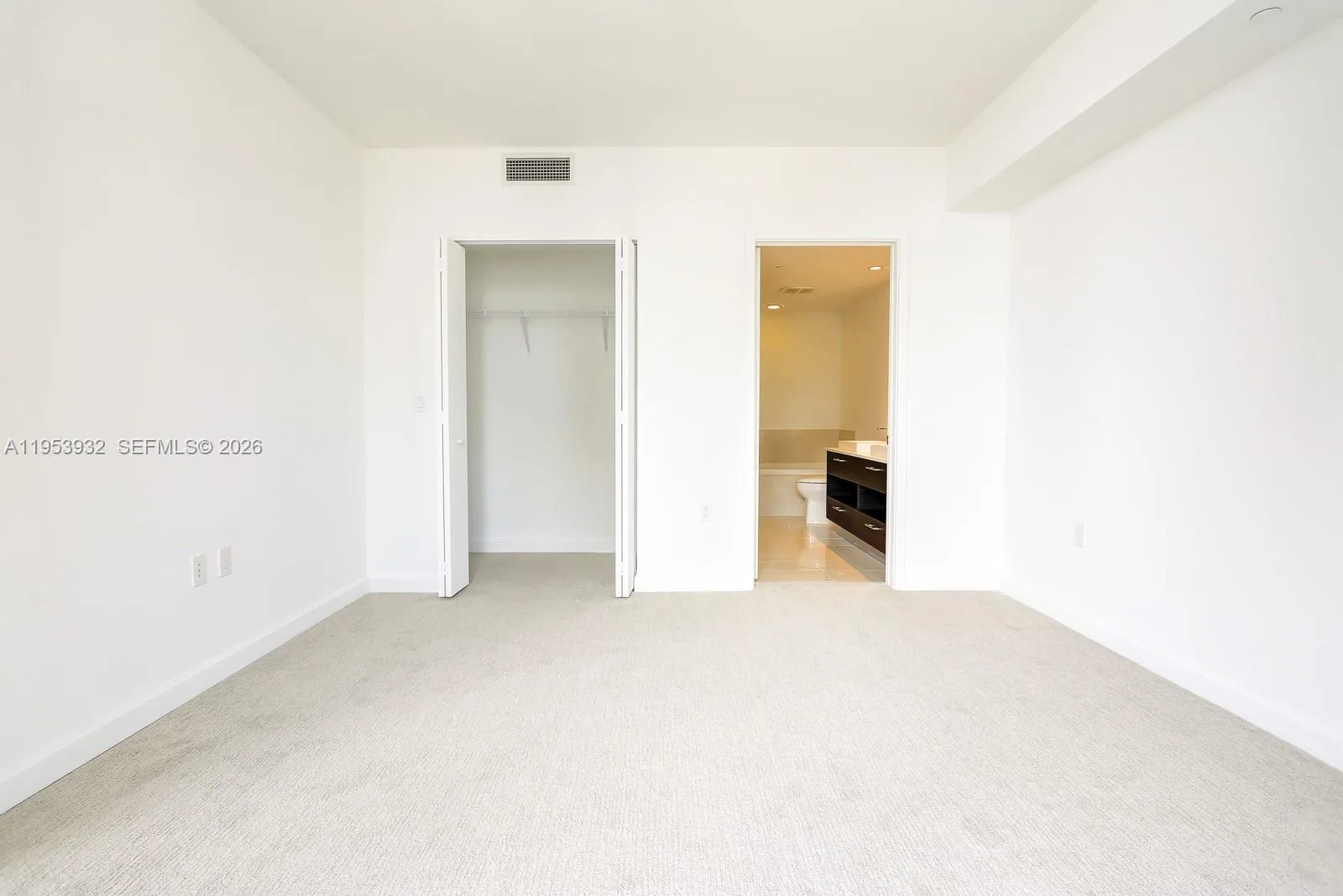 45 SW 9th St # 1806, Miami, FL 33130 photo 13