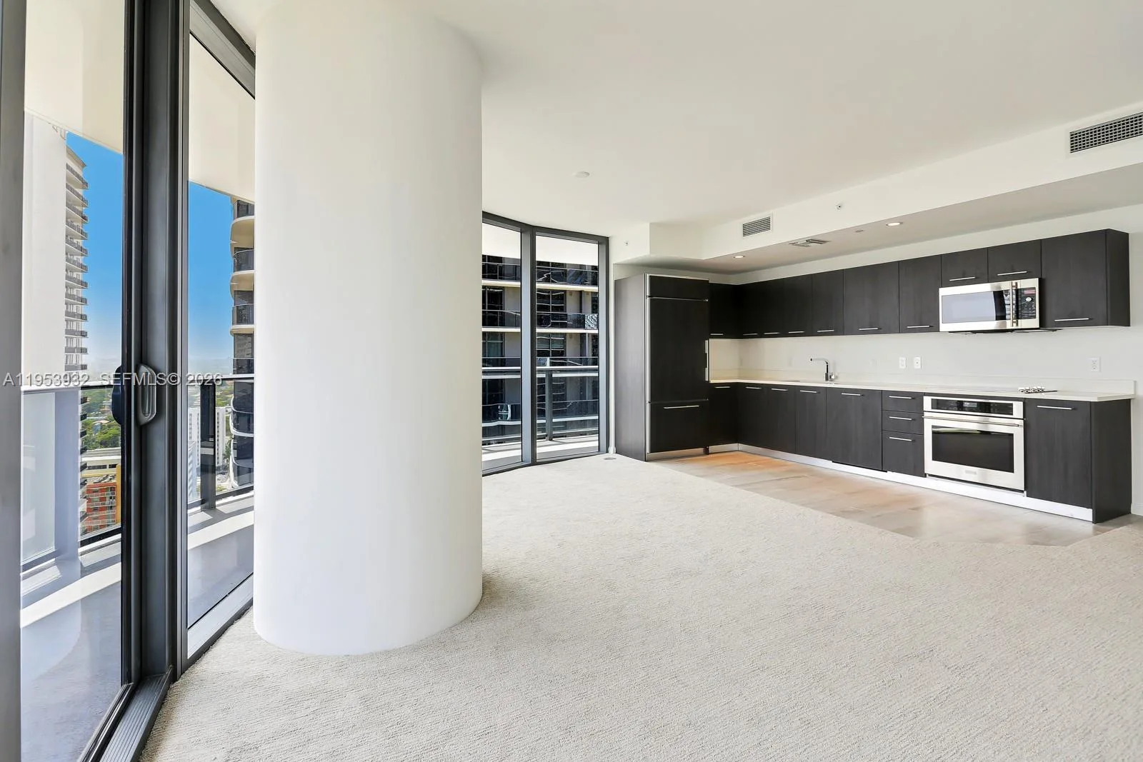 45 SW 9th St # 1806, Miami, FL 33130 photo 7