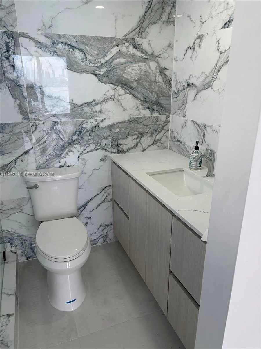 1228 West Ave # 1102, Miami Beach, FL 33139 photo 8