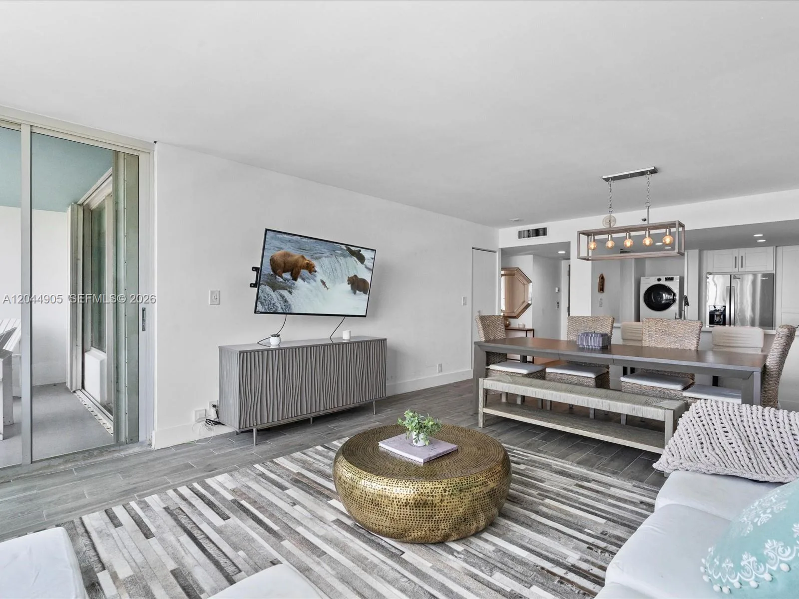 400 S Pointe Dr # 1102, Miami Beach, FL 33139 photo 12