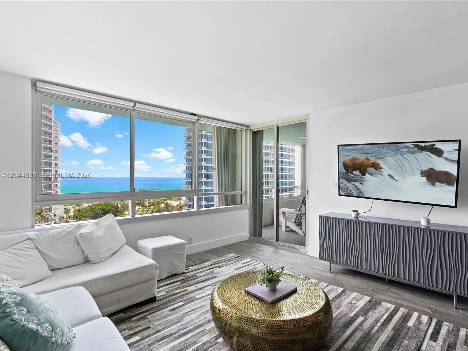 400 S Pointe Dr # 1102, Miami Beach, FL 33139 photo 2