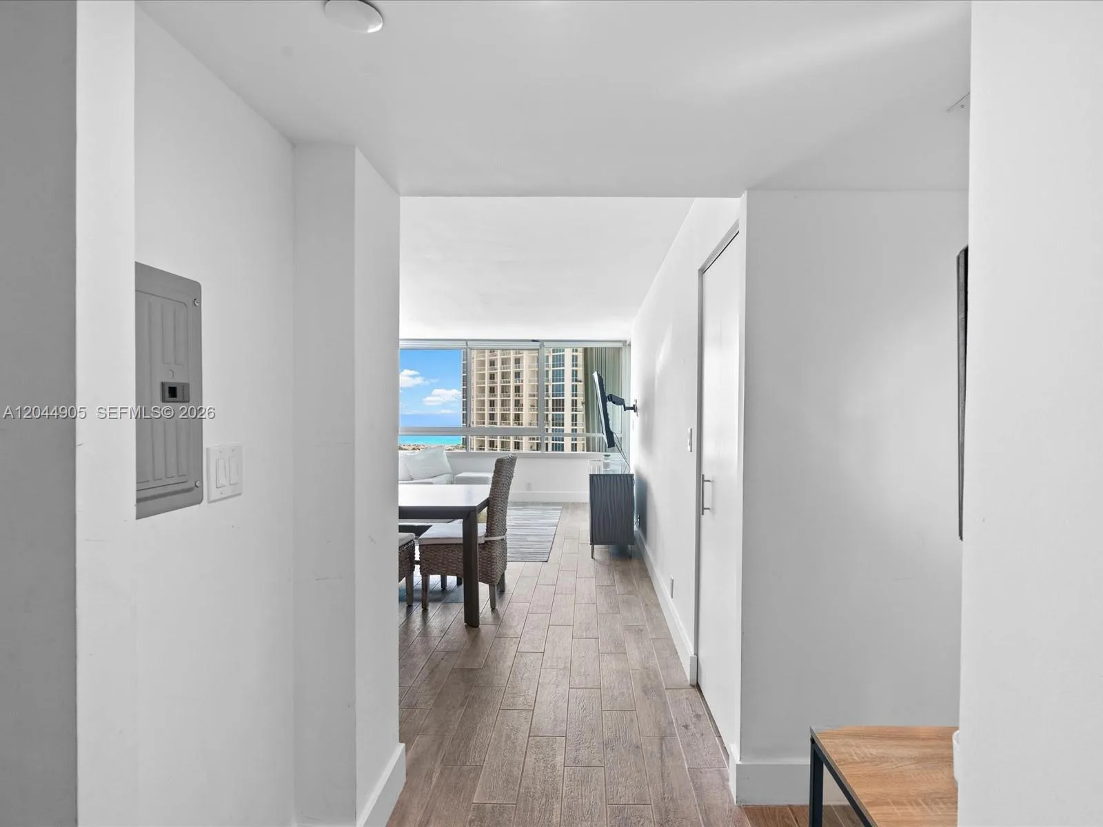 400 S Pointe Dr # 1102, Miami Beach, FL 33139 photo 5