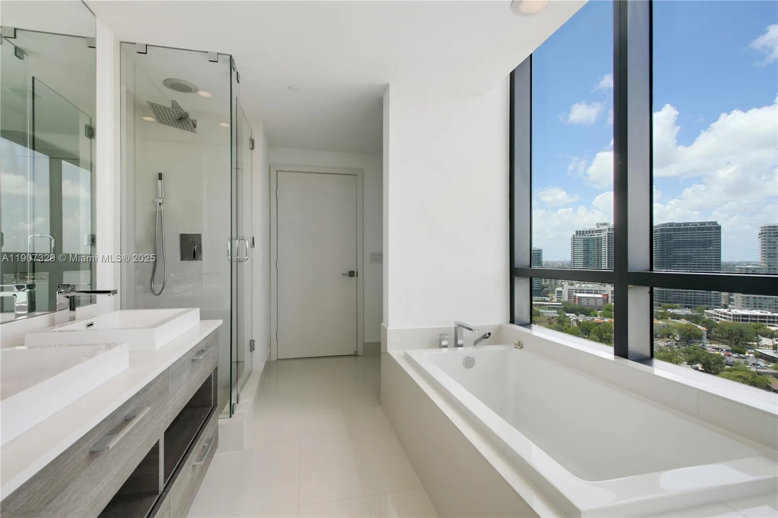 650 NE 32 # 2008, Miami, FL 33137 photo 12
