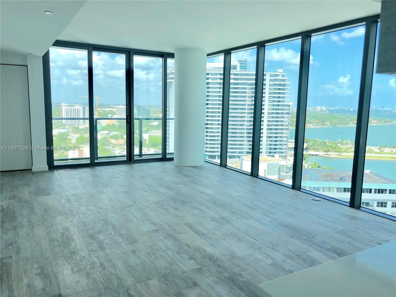 650 NE 32 # 2008, Miami, FL 33137 photo 2