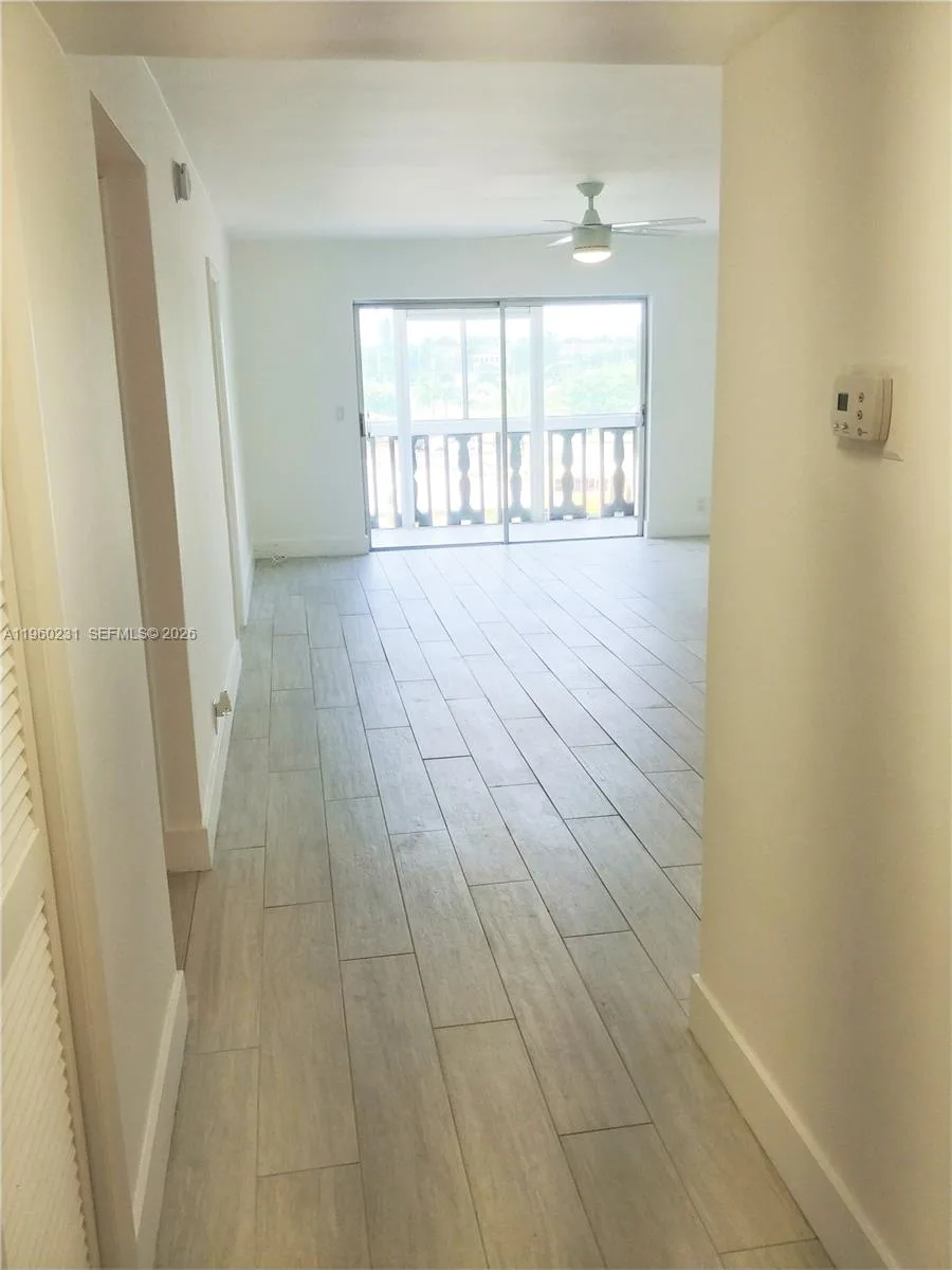 215 SE 3rd Ave # 307C, Hallandale Beach, FL 33009 photo 2
