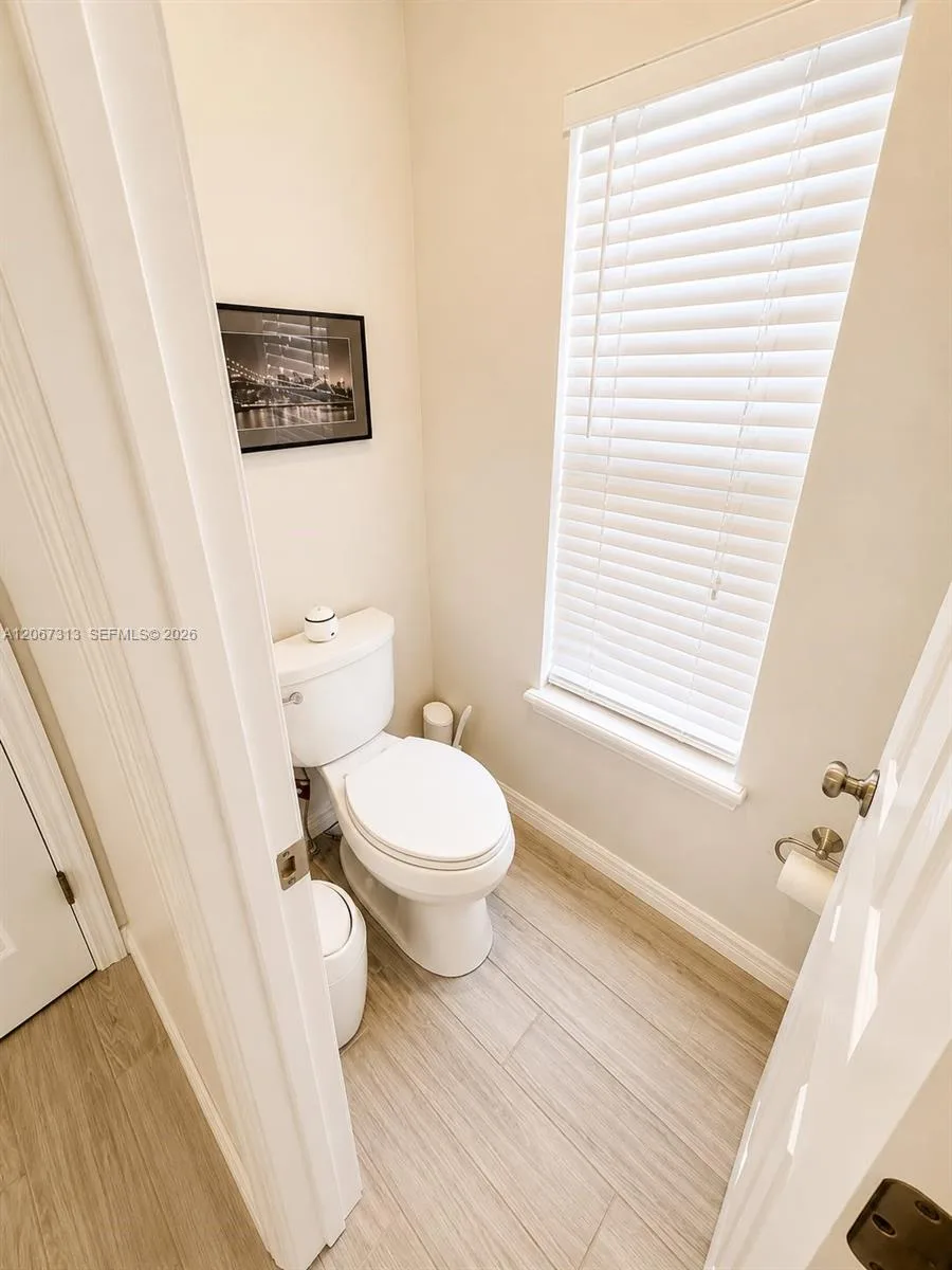 1823 GARVIN sT, Orlando, FL 32803 photo 12