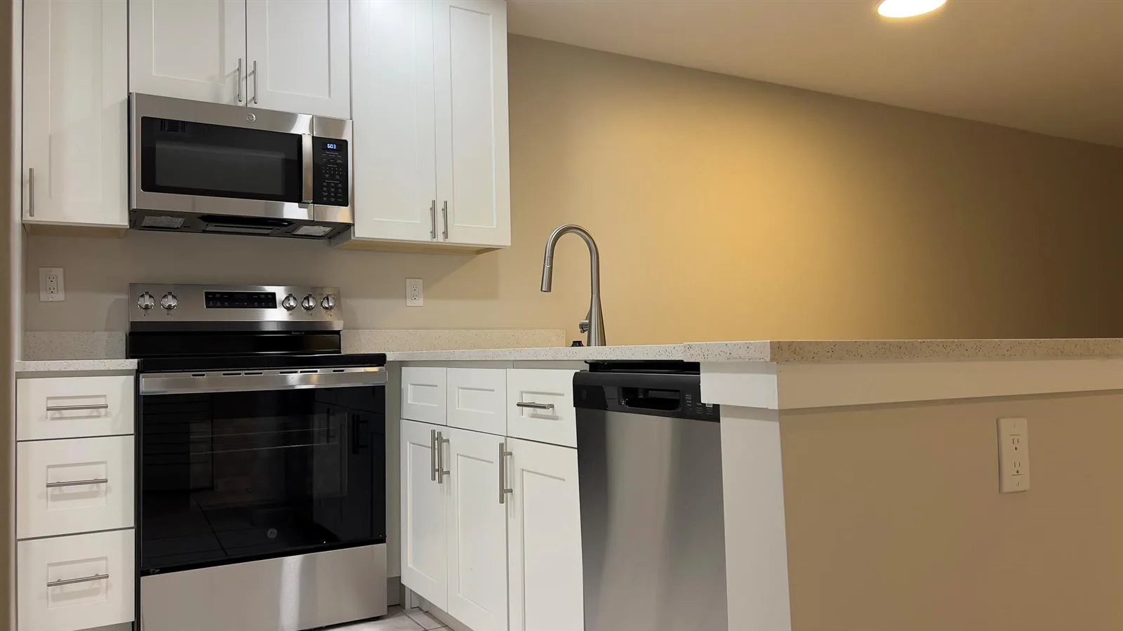 9374 SW 3rd Street # 724, Boca Raton, FL 33428
