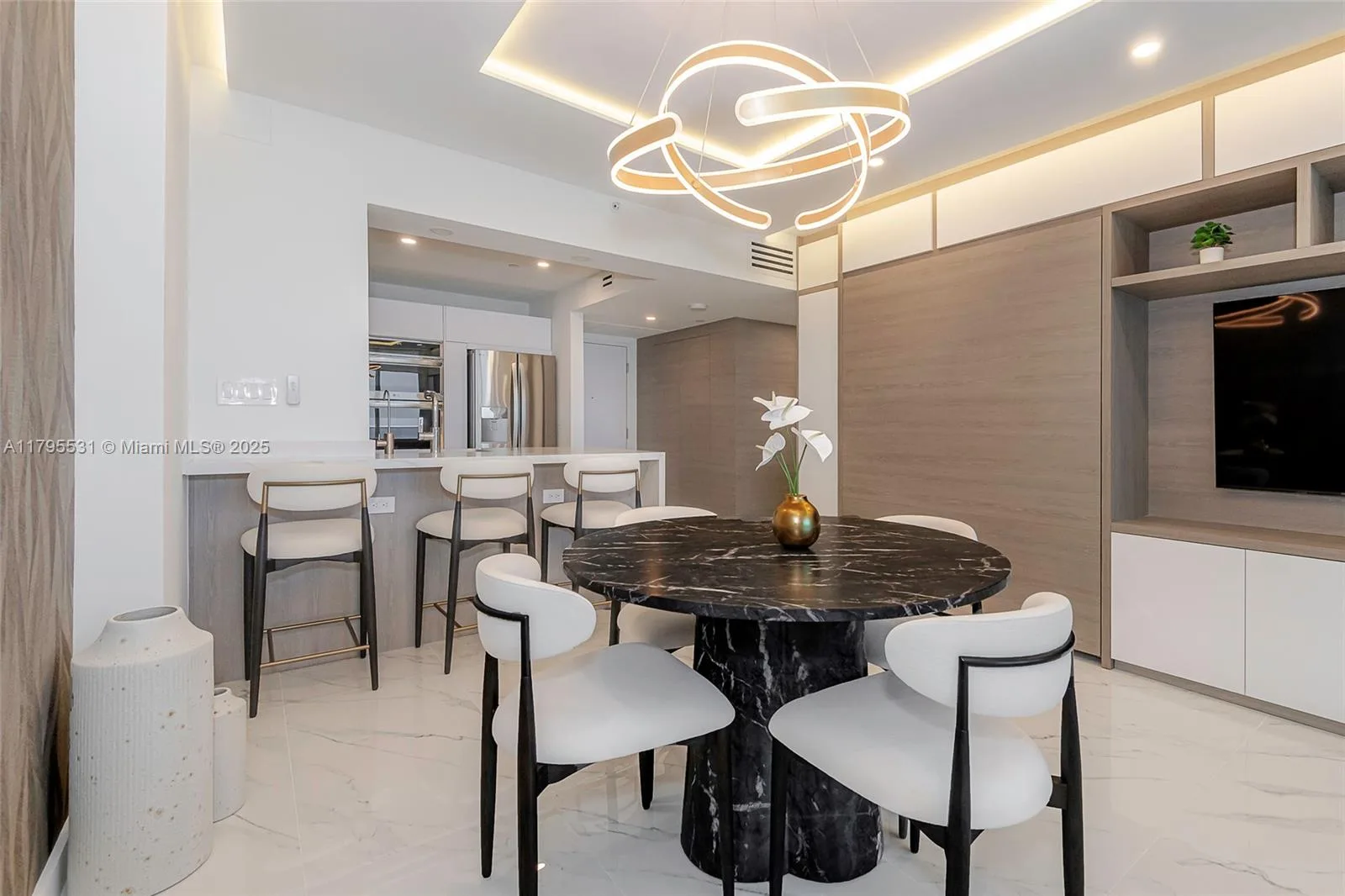2301 Collins Ave # 825, Miami Beach, FL 33139 photo 11