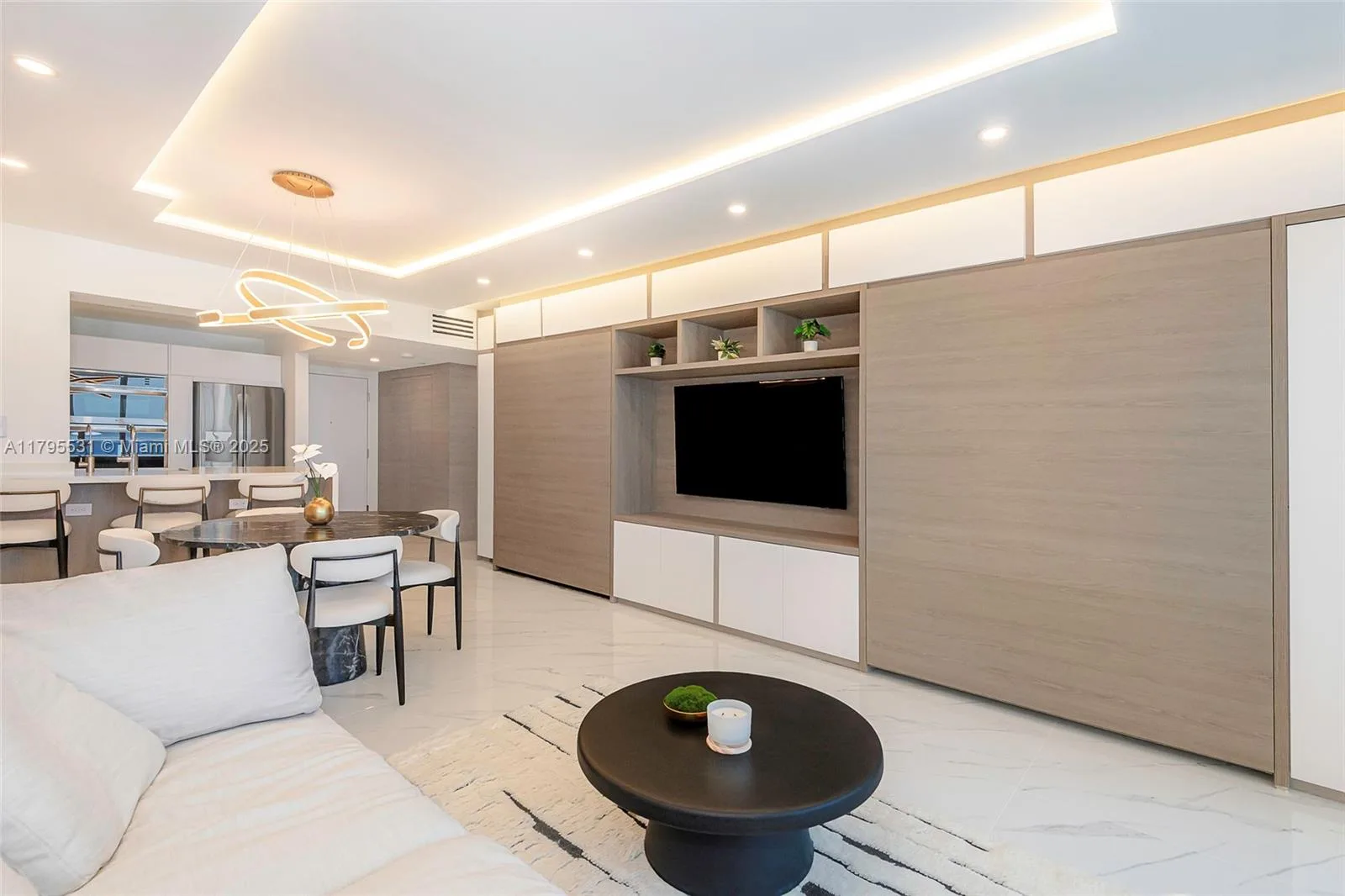 2301 Collins Ave # 825, Miami Beach, FL 33139 photo 7