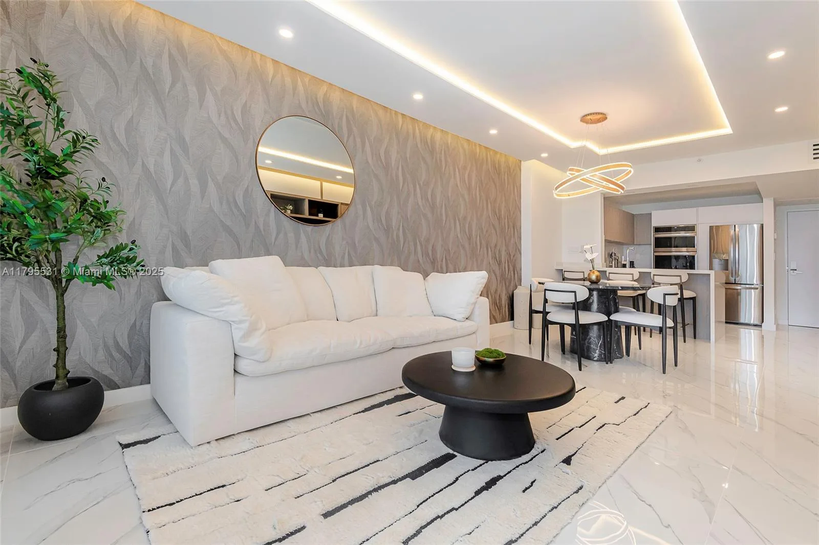 2301 Collins Ave # 825, Miami Beach, FL 33139 photo 9