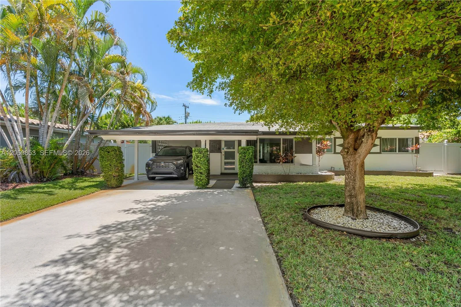 1912 NE 21st Ave, Fort Lauderdale, FL 33305