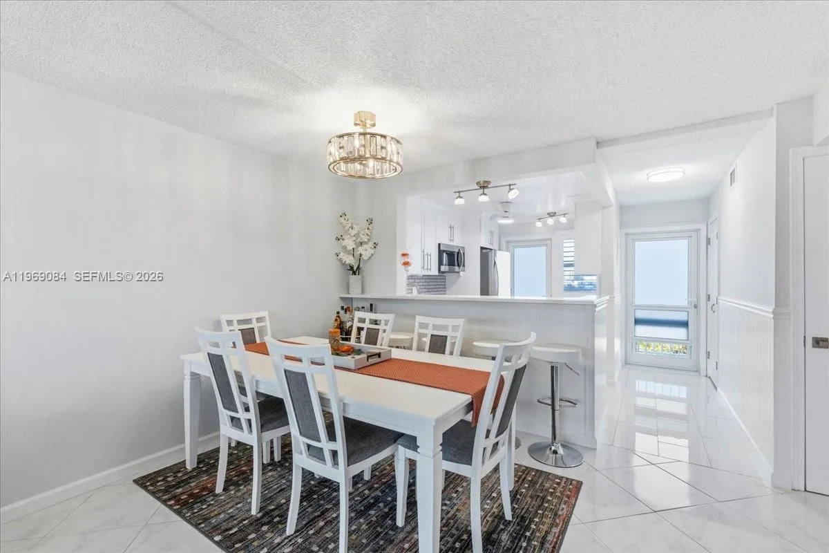 3201 NE 8th St # 405, Pompano Beach, FL 33062 photo 9