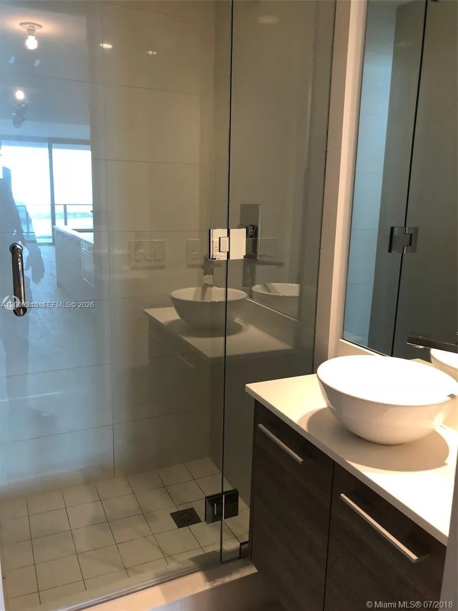 650 NE 32nd St # 4005, Miami, FL 33137 photo 7