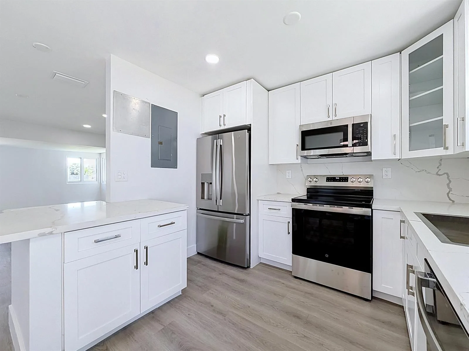 1441 SW 1ST Avenue, Deerfield Beach, FL 33441 photo 11