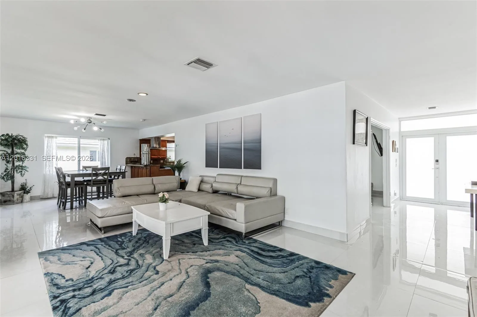 633 N Crescent Dr, Hollywood, FL 33021 photo 12