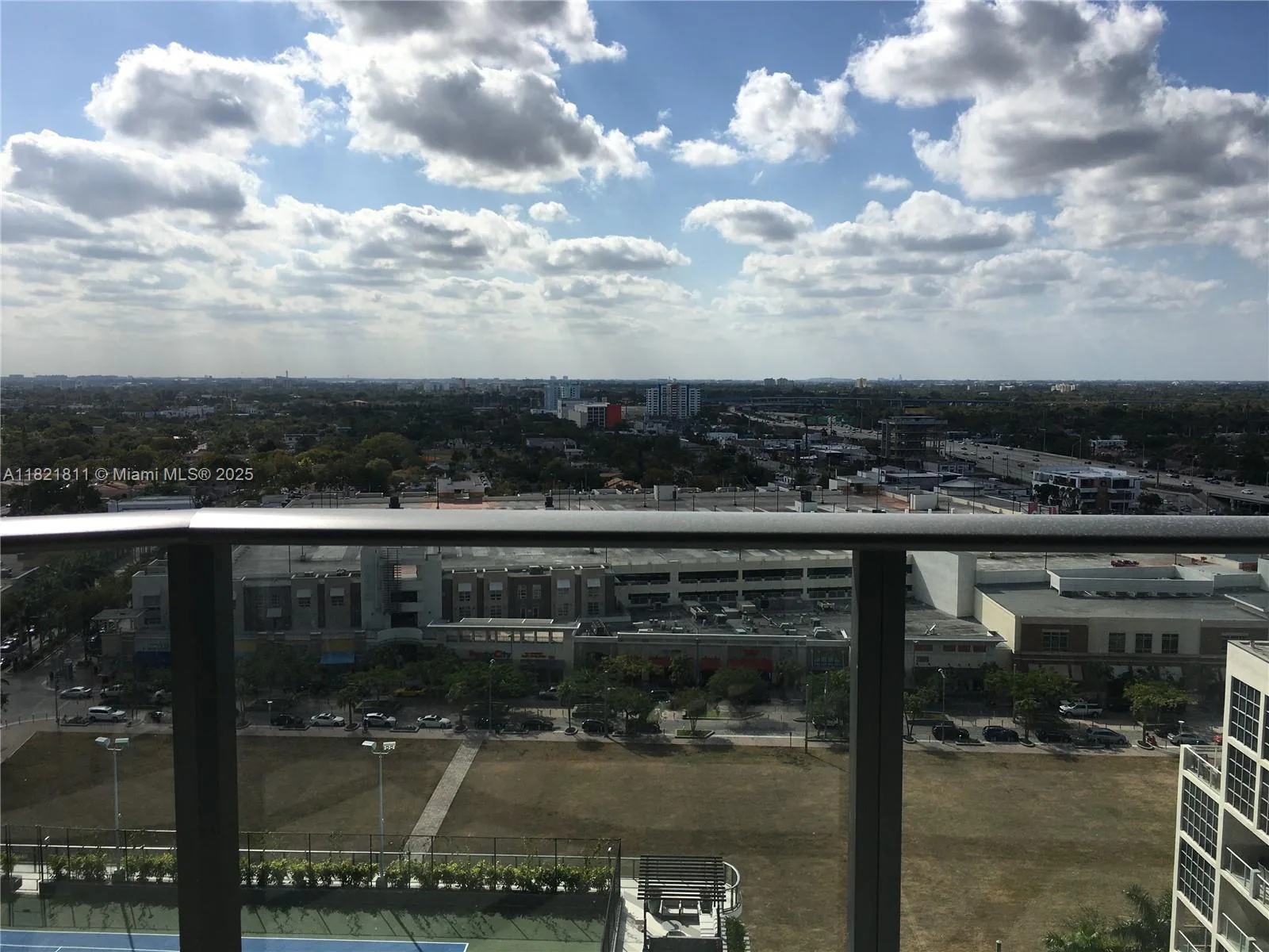 121 NE 34th St # 1410, Miami, FL 33137 photo 12