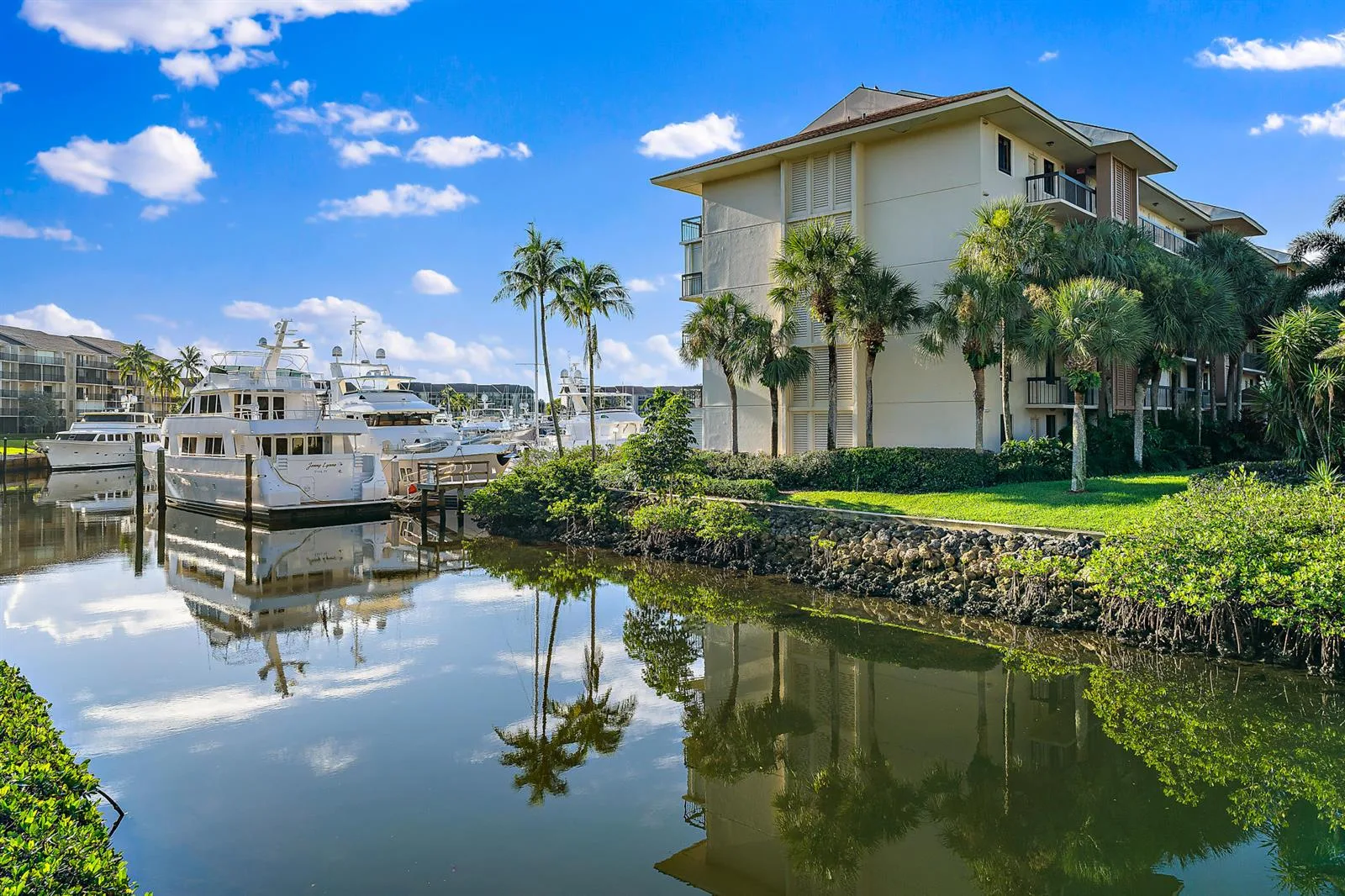 2601 Marina Isle Way # 402, Jupiter, FL 33477 photo 4