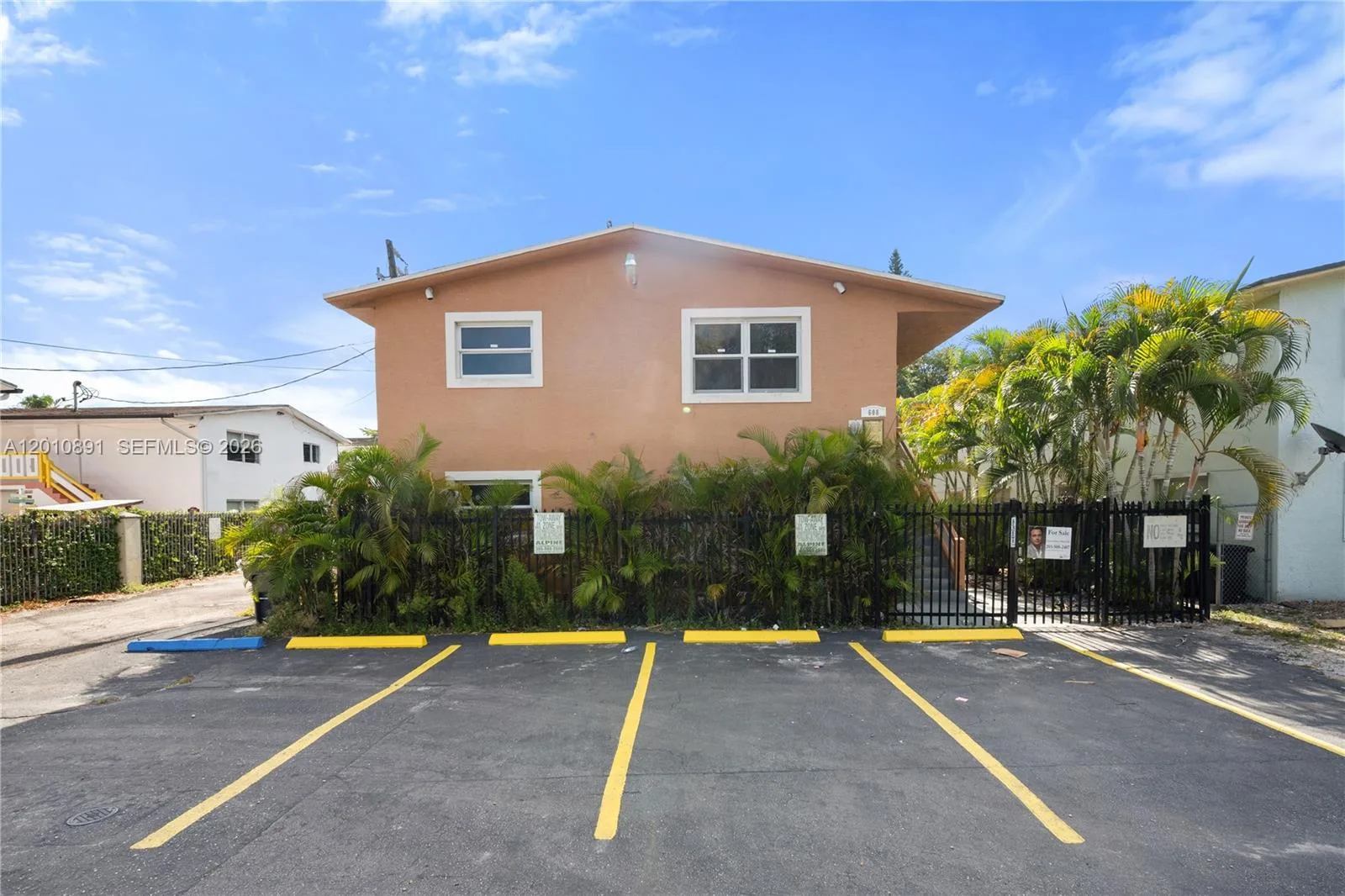 608 SW 16th Ave, Fort Lauderdale, FL 33312