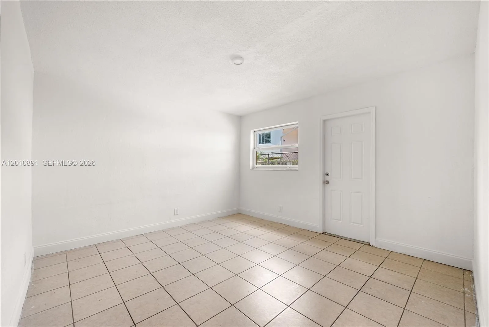 608 SW 16th Ave, Fort Lauderdale, FL 33312 photo 12